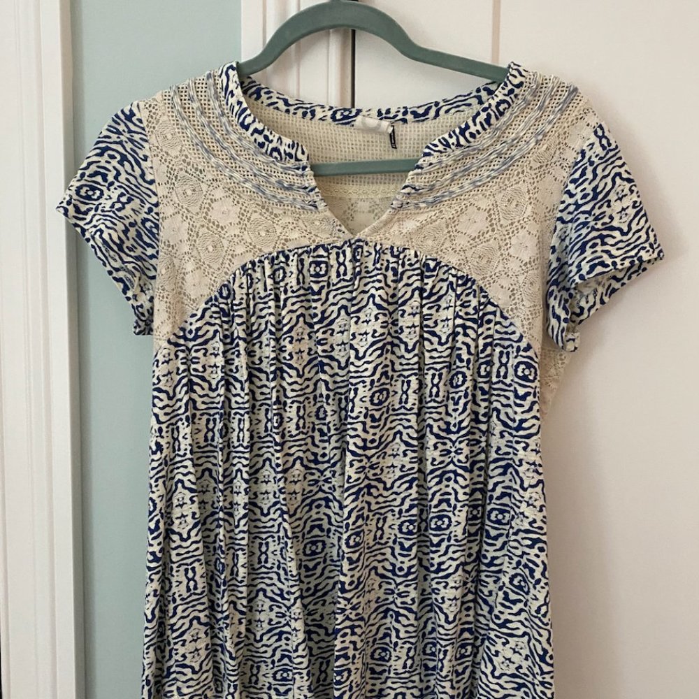 Anthropologie Babydoll shirt